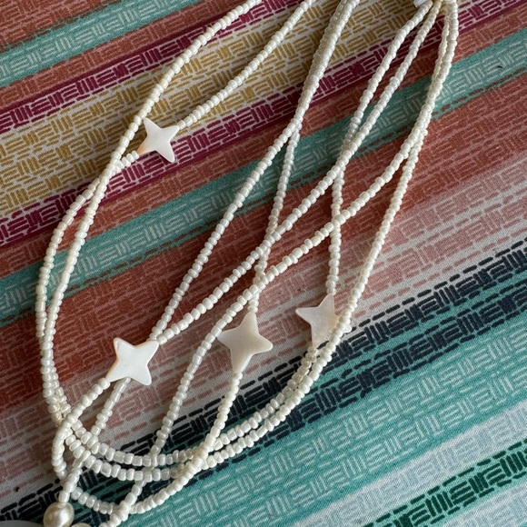 303-PTT New Mother Of Pearl Shell Pendant Necklace & Earrings White Beads Set - Picture 3 of 14